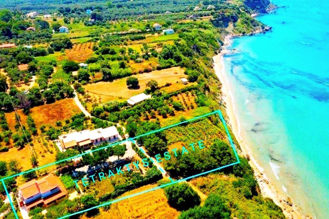 Tetraktys Estate Beachside Υδωρ Ágios Matthaíos Dış mekan fotoğraf